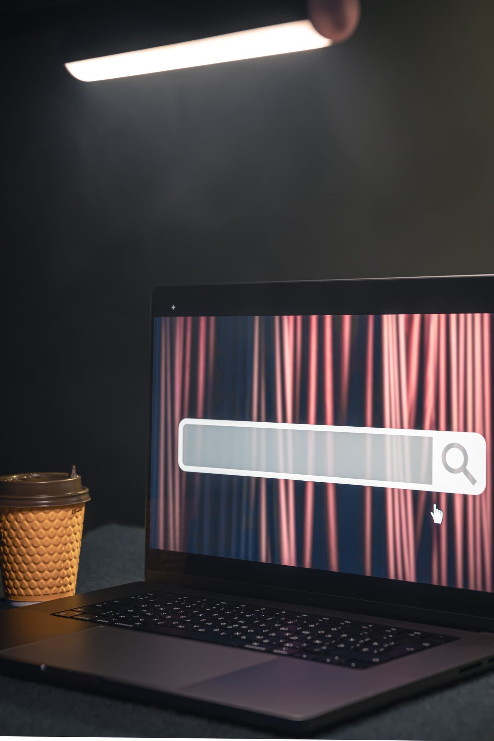 Laptop with internet browser search bar on screen. SEO Fusagasugá